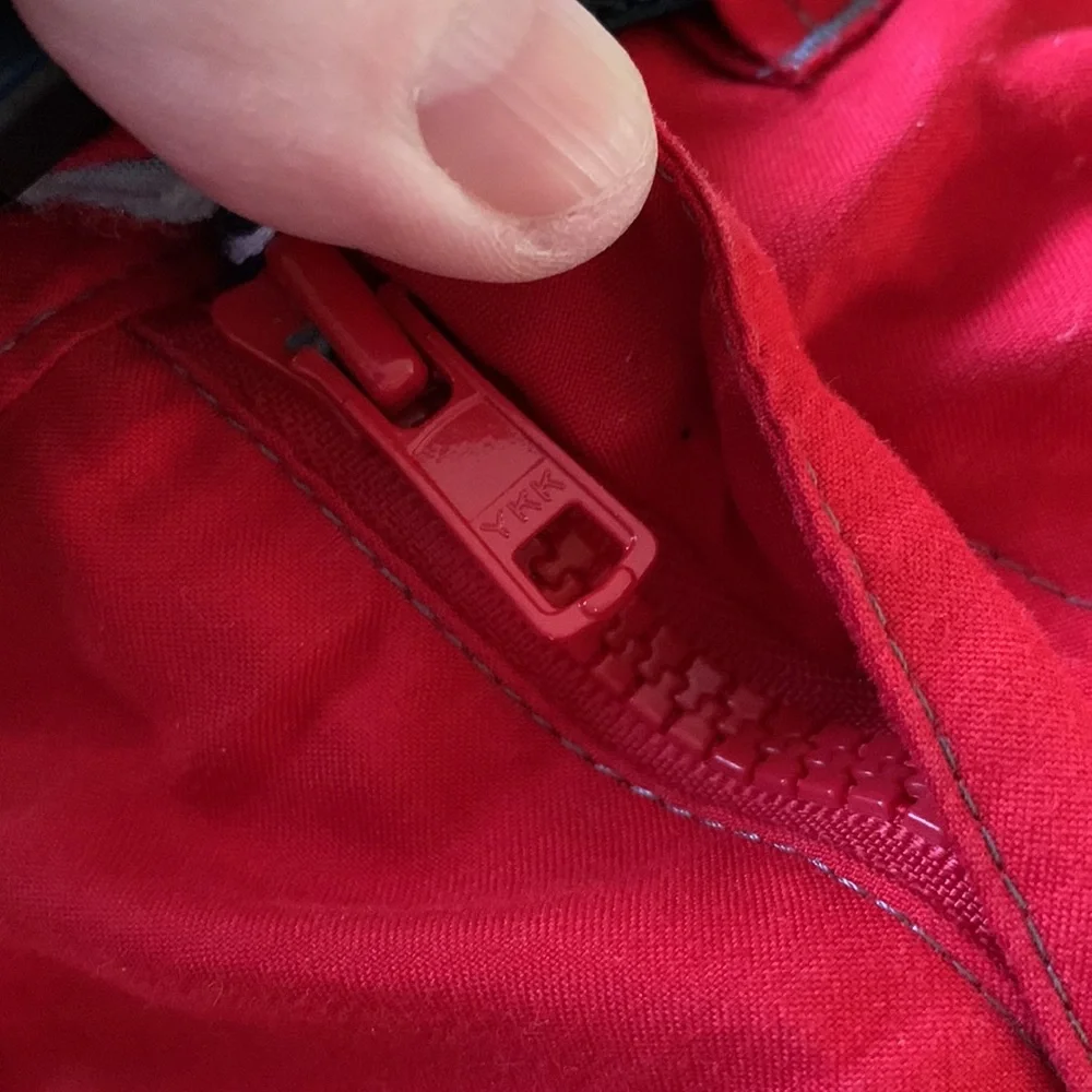 Gap Kids red convertible cargo pants shorts XS 4 zip off adjust. waist 9 pockets